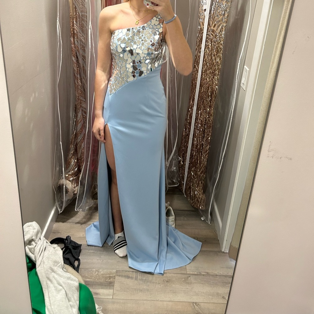 Jovani - Size 4 - Light Blue